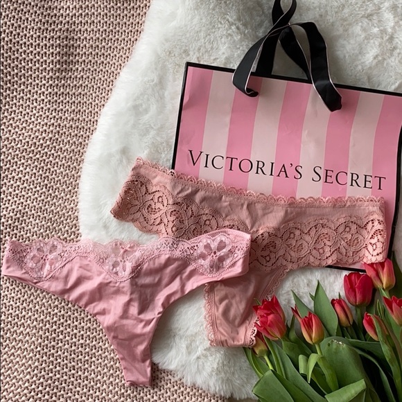 Victoria's Secret Other - 🚨 S-A-L-E 🚨 VS GIFT Bundle 💝